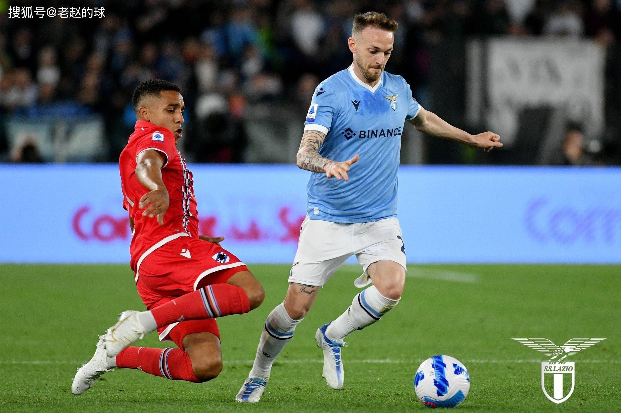 今晚体能课后，阿贾克斯手感冰凉备战法国杯，赛场秩序良好，球队文化再被提及的简单介绍